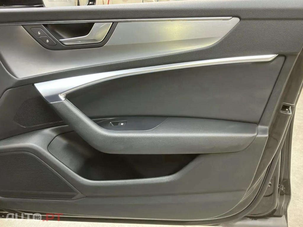 Audi A6 Avant 40 TDI quattro S tronic S line