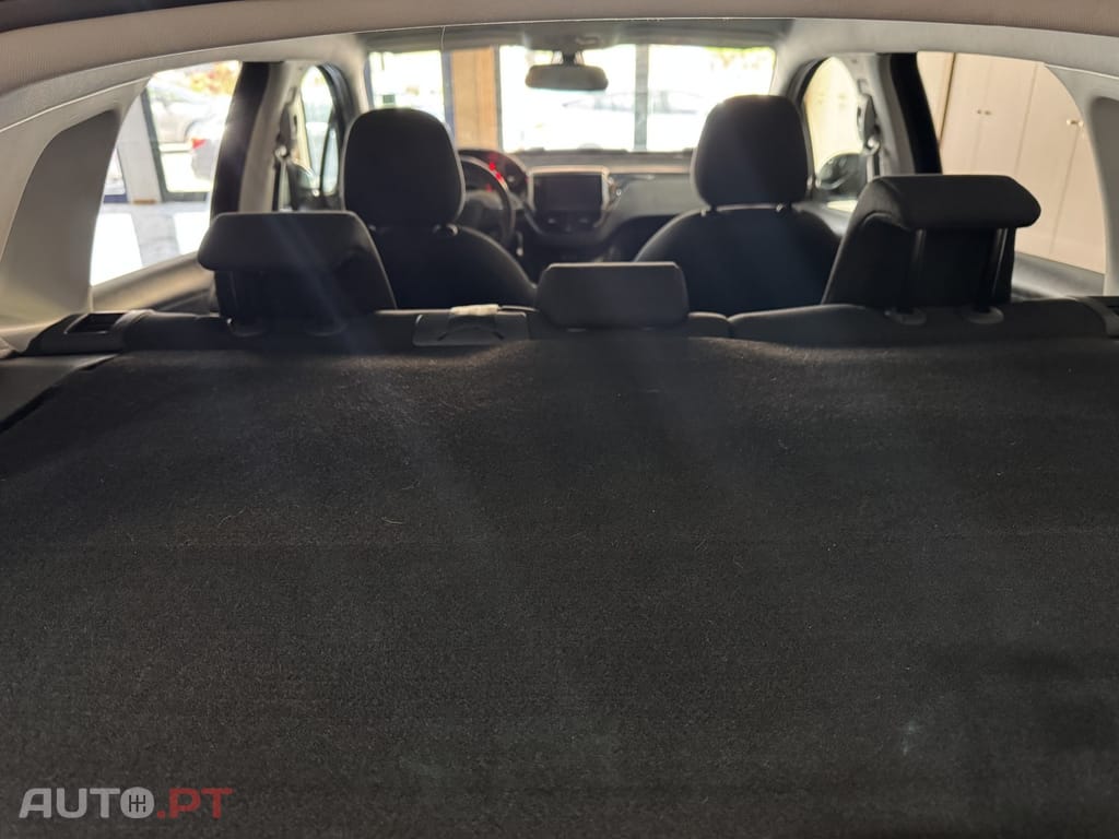 Peugeot 2008 1.2 PureTech Style