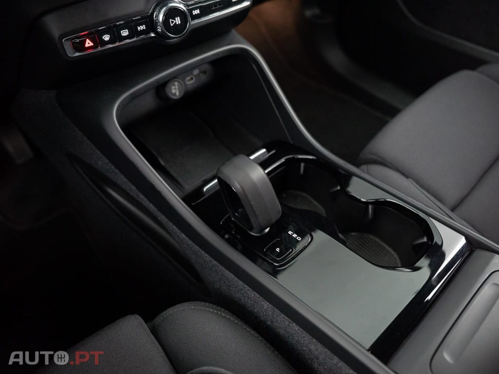 Volvo XC40 Recharge Extended Range Core