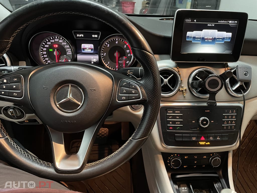 Mercedes-Benz CLA 220 Shooting Brake