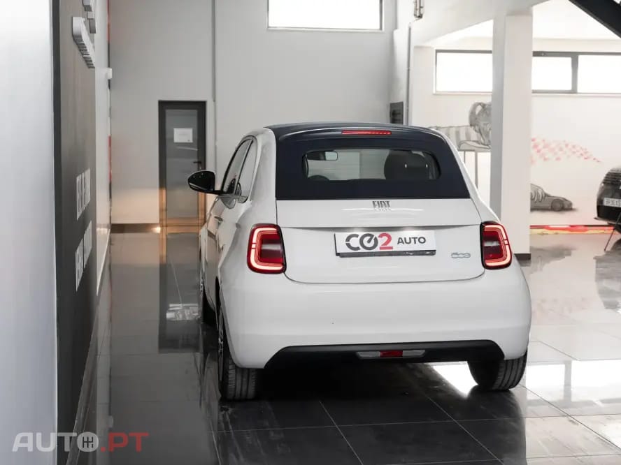 Fiat 500e Standard