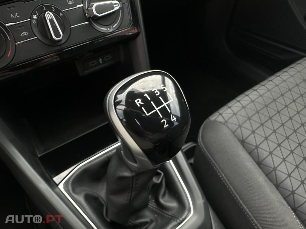 Volkswagen T-Cross 1.0 TSI Life