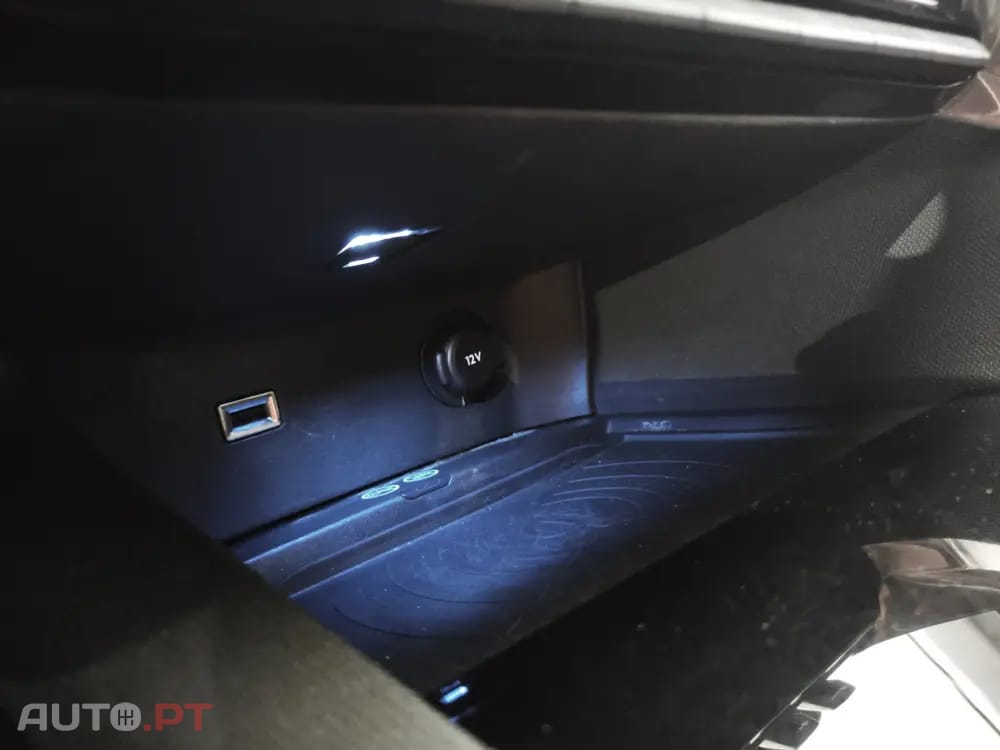 Peugeot 3008 1.5 BlueHDi Active