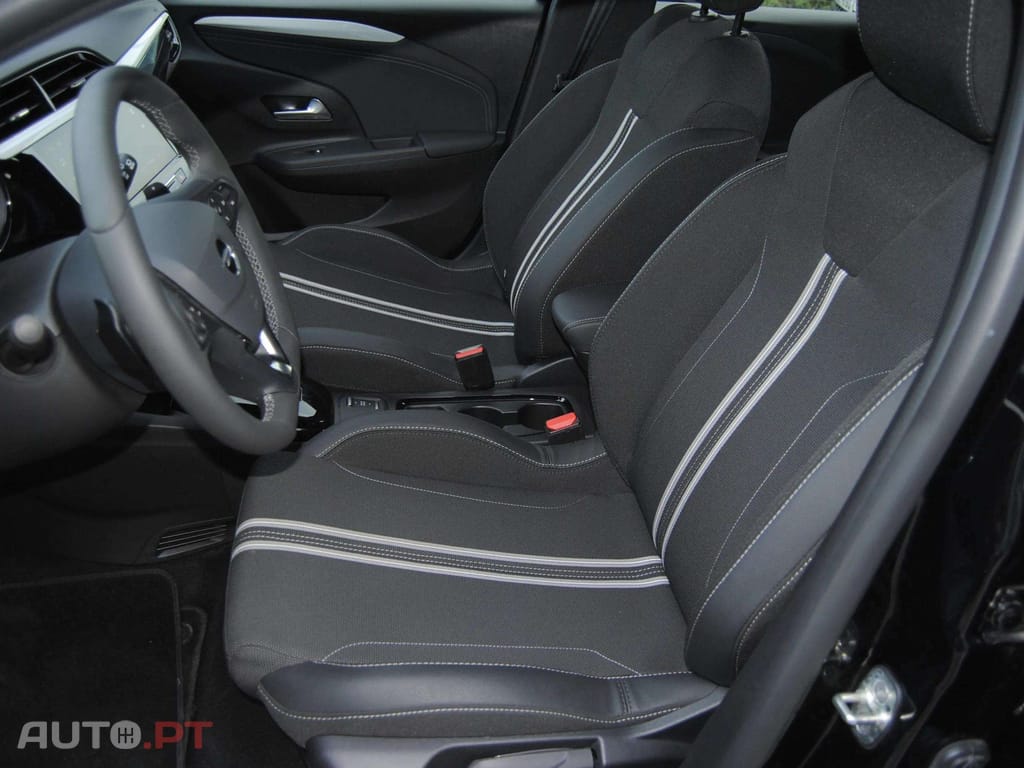 Opel Corsa 1.2 HYBRID GS eDCT