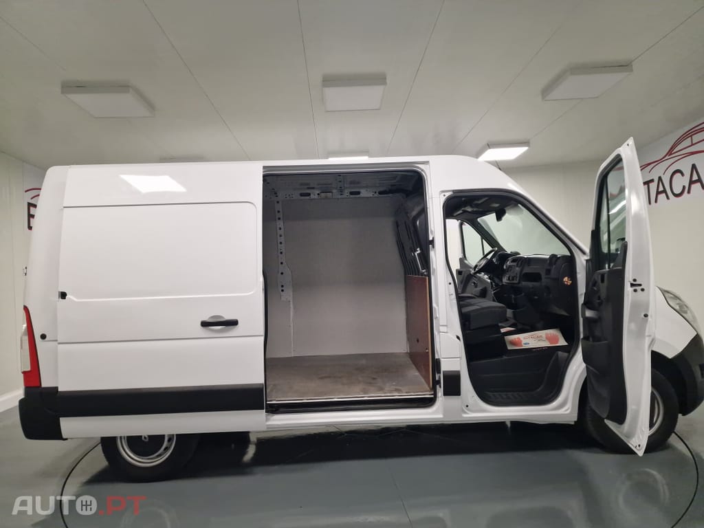 Renault Master L2H2 3.5T 2.3 DCI 130CV GPS CAM. TRASEIRA IVA DEDUTIVEL