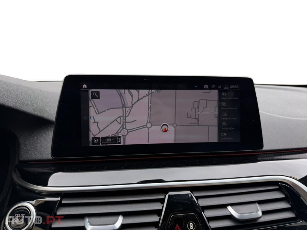 BMW 530 iPERFORMANCE