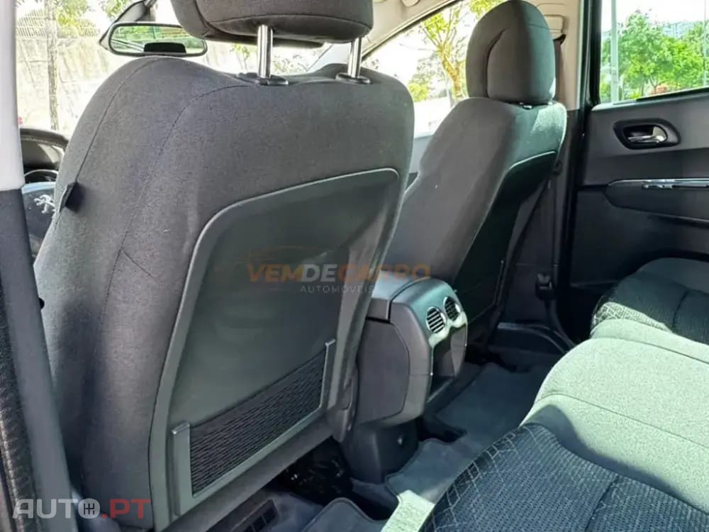 Peugeot 3008 1.6 Blue HDi Style
