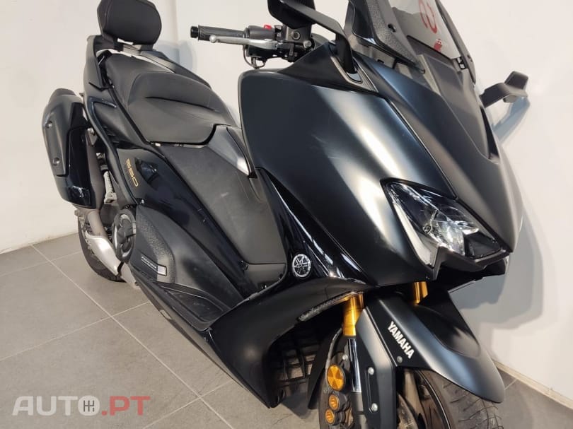 Yamaha TMAX 560 TECH MAX