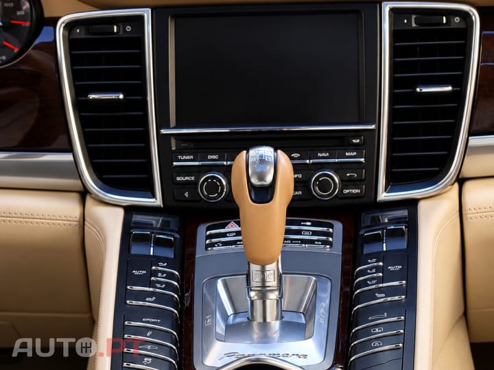 Porsche Panamera Turbo PDK