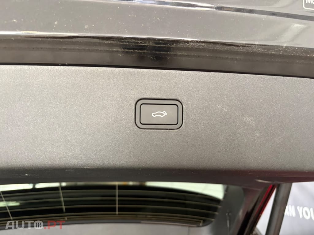 Volvo EX30 Twin Motor Performance AWD Black Edition Ultra