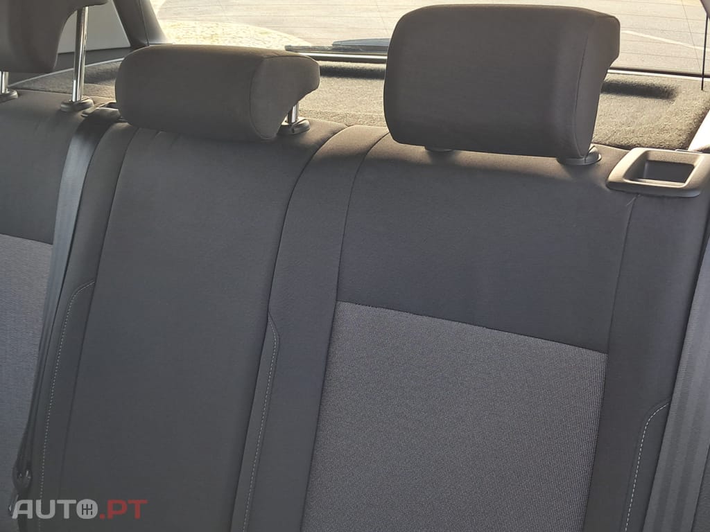 Volkswagen Golf 1.6 tdi confortline 110cv