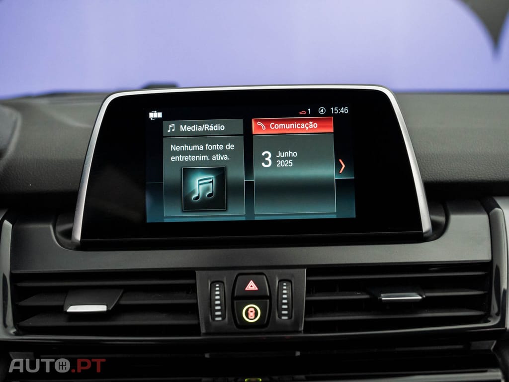 BMW 216 d Auto