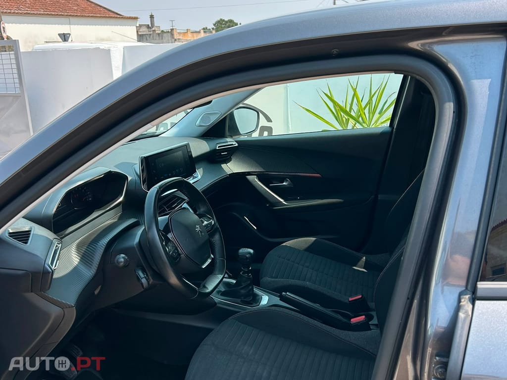 Peugeot 2008 1.5 BlueHdi Active