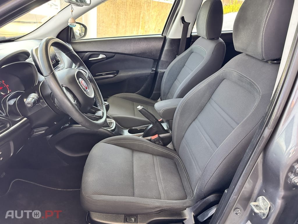 Fiat Tipo 1.3 M-Jet Lounge J17