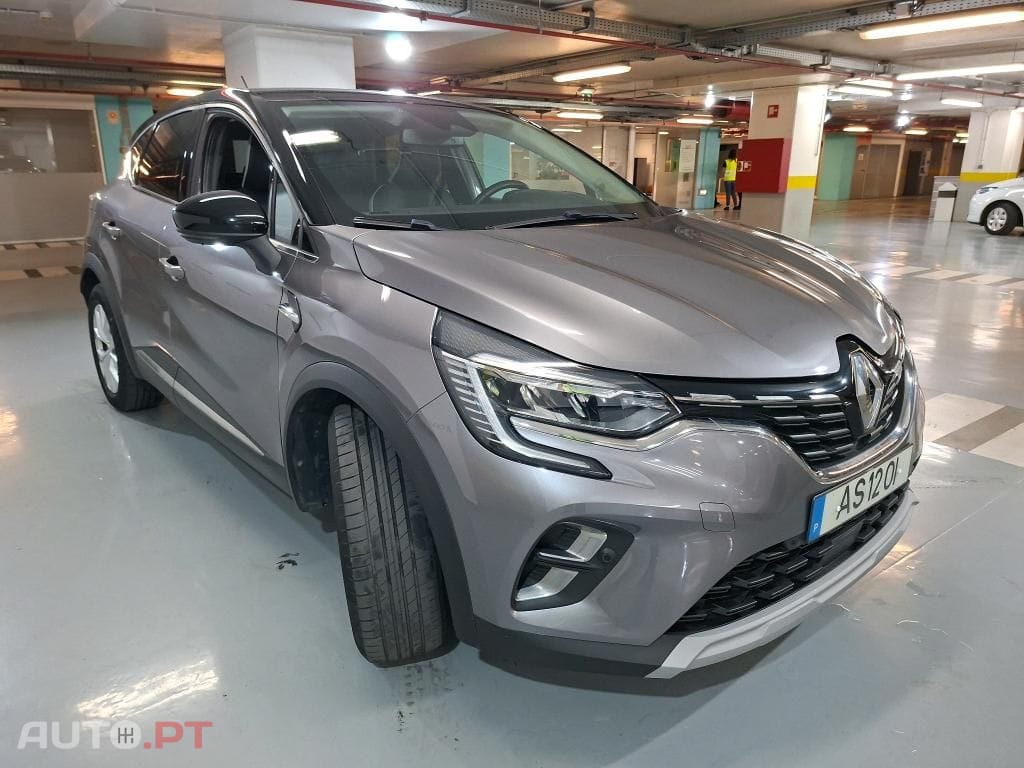 Renault Captur 1.6 E-Tech Plug-In Intens