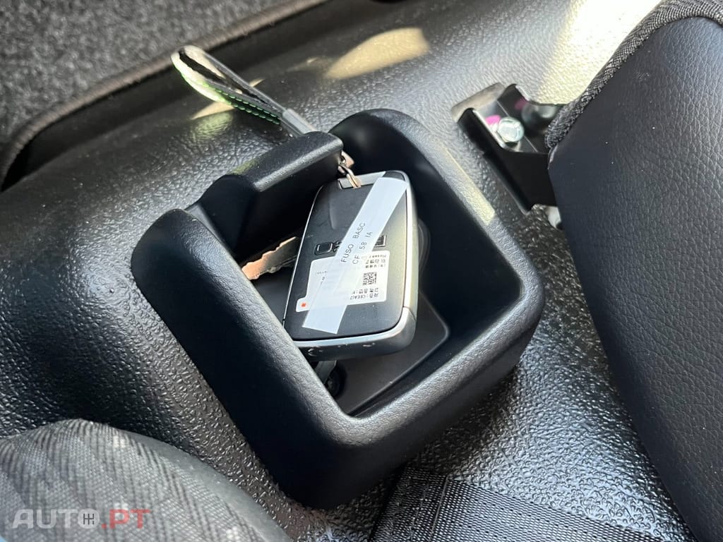 Mitsubishi Canter 6 S 15  LIGEIRA BASCULA TRILATERAL