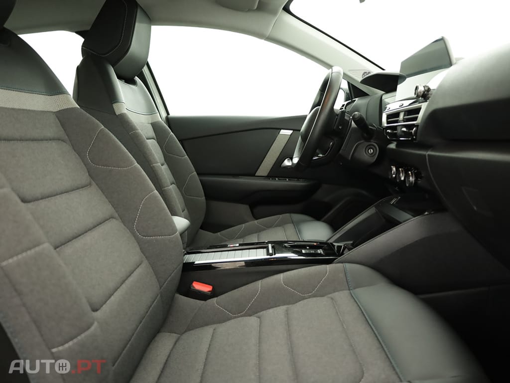 Citroen C4 C4 1.2 PureTech Plus EAT8