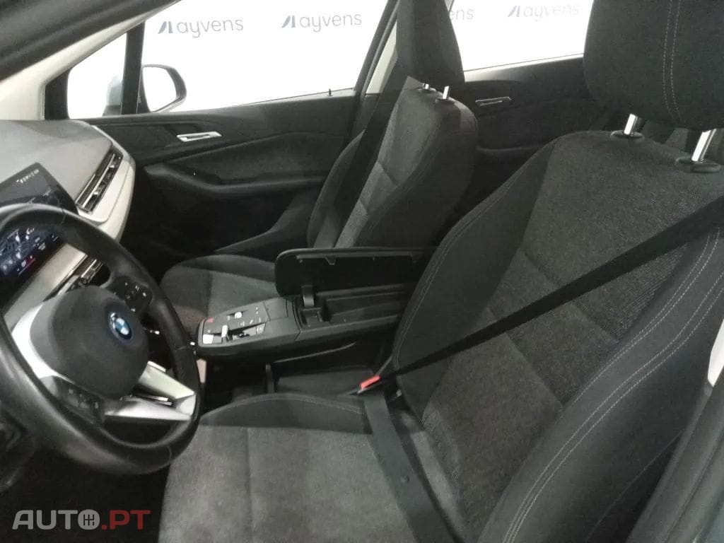 BMW 225 e xDrive