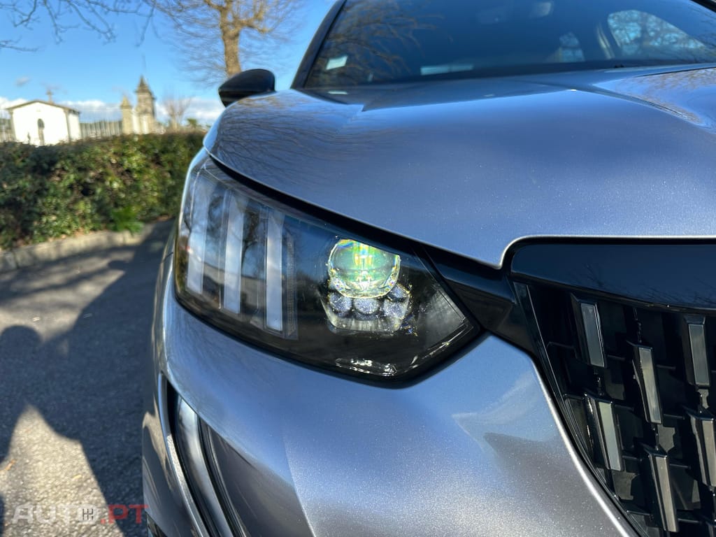 Peugeot 2008 1.2 PureTech GT Pack EAT8