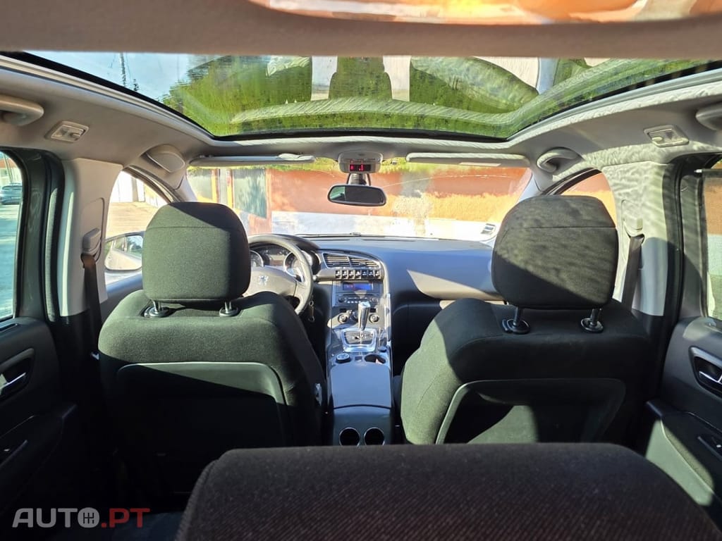 Peugeot 3008 1.6 HDi Executive CMP6