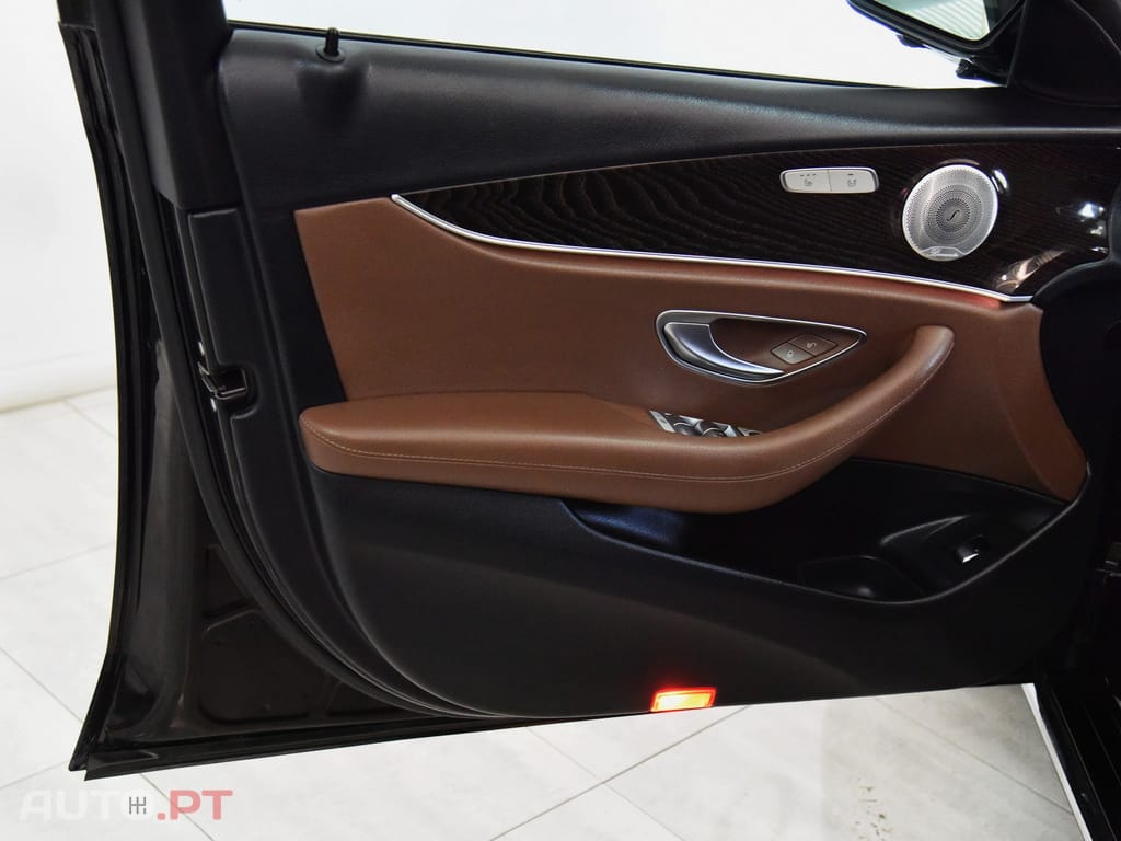 Mercedes-Benz E 300 de Avantgarde