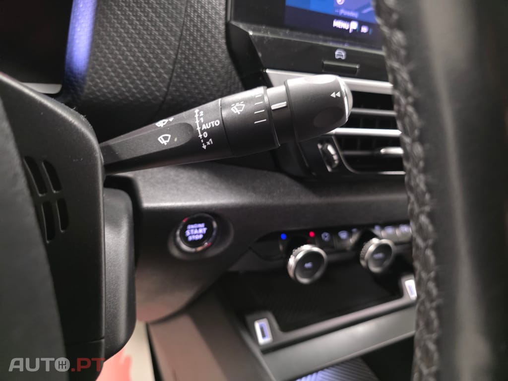 Citroën e-C4 50 kWh Shine — fotografia 93