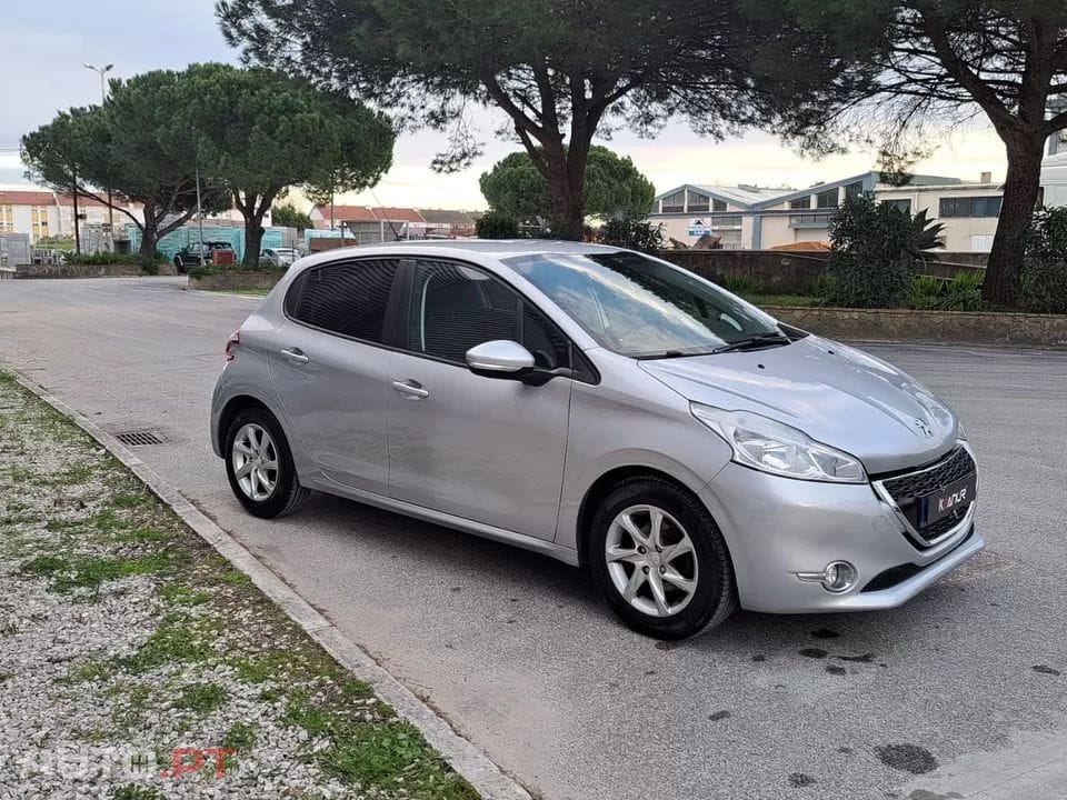 Peugeot 208 1.4 HDi Active