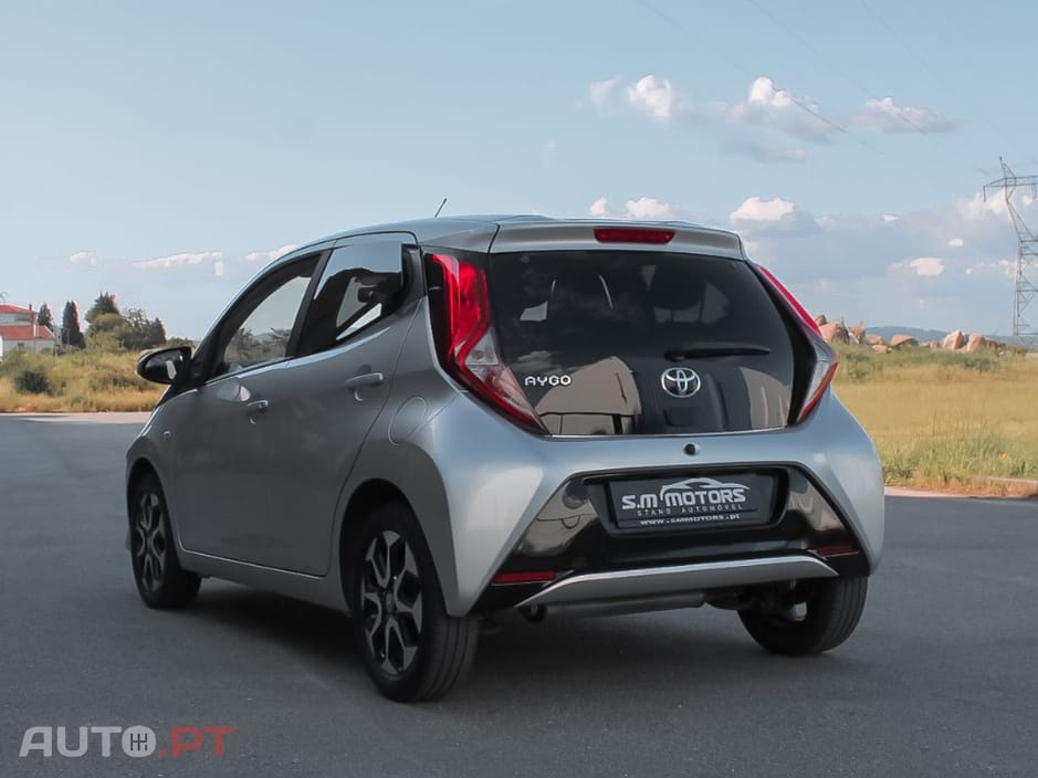 Toyota Aygo 1.0 X-Play Plus