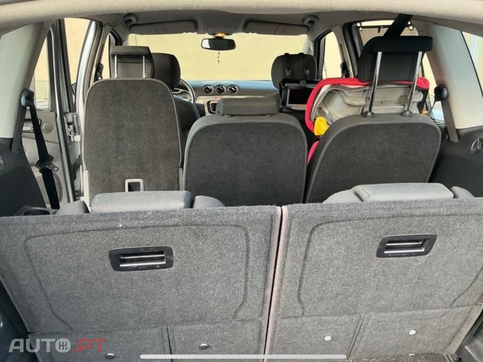 Ford S-Max 1.8 TDCi Titanium 7L