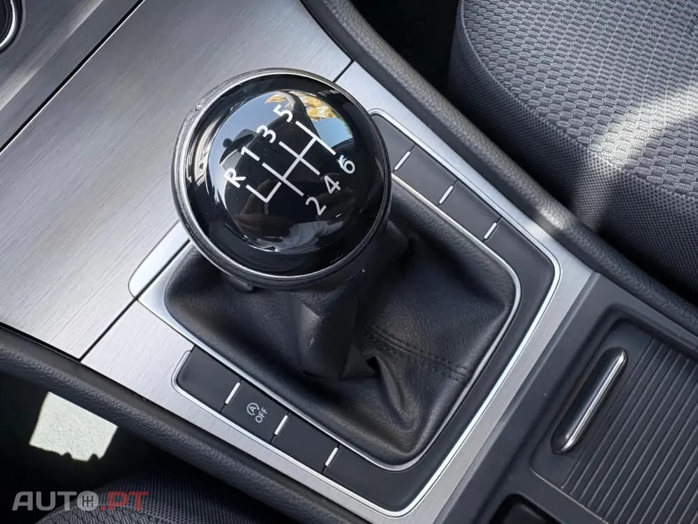 Volkswagen Golf 1.0 TSI Trendline