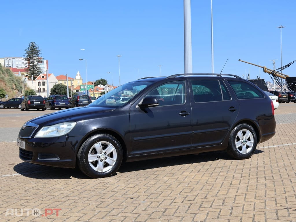 Skoda Octavia 1.6 TDi Greenline — fotografia 3