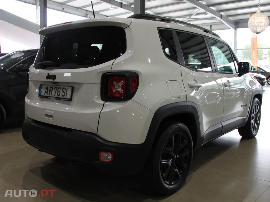 Jeep Renegade 1.6 MJD Night Eagle