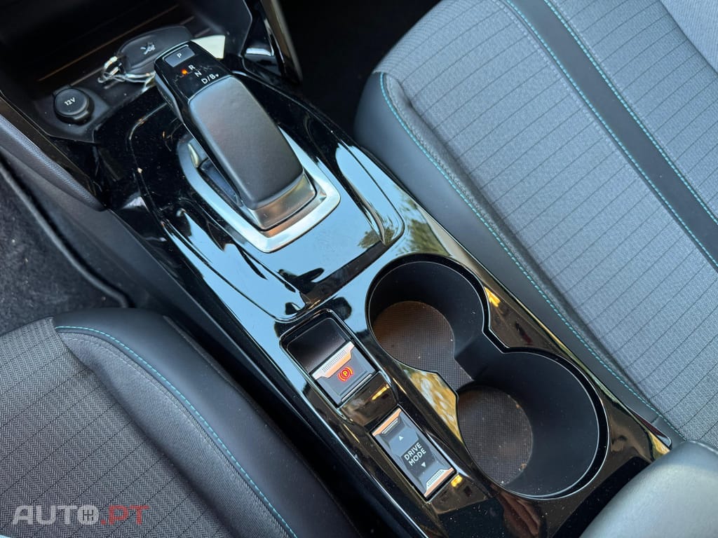 Peugeot E-208 50 kWh Allure