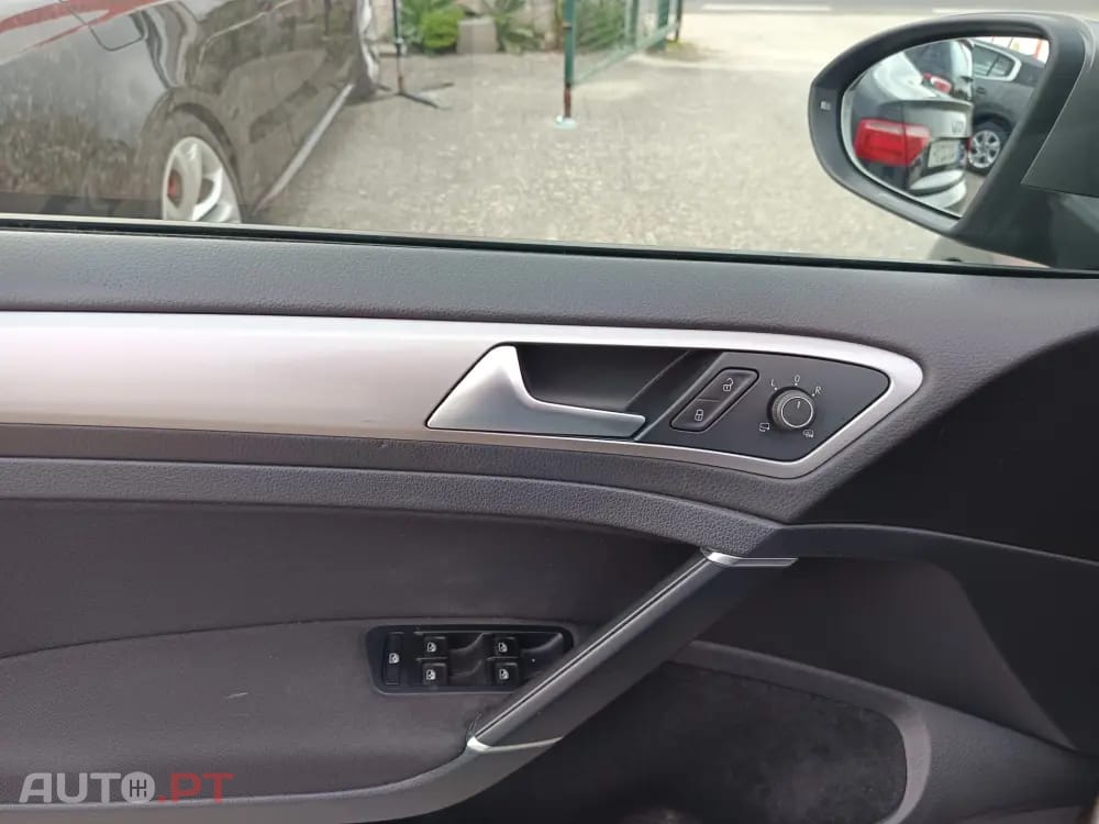 Volkswagen e-Golf AC/DC