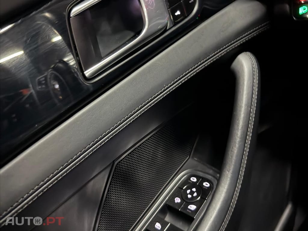 Porsche Panamera 4 S