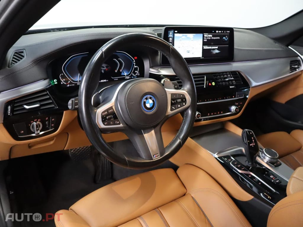 BMW 530 e Auto Line Luxury