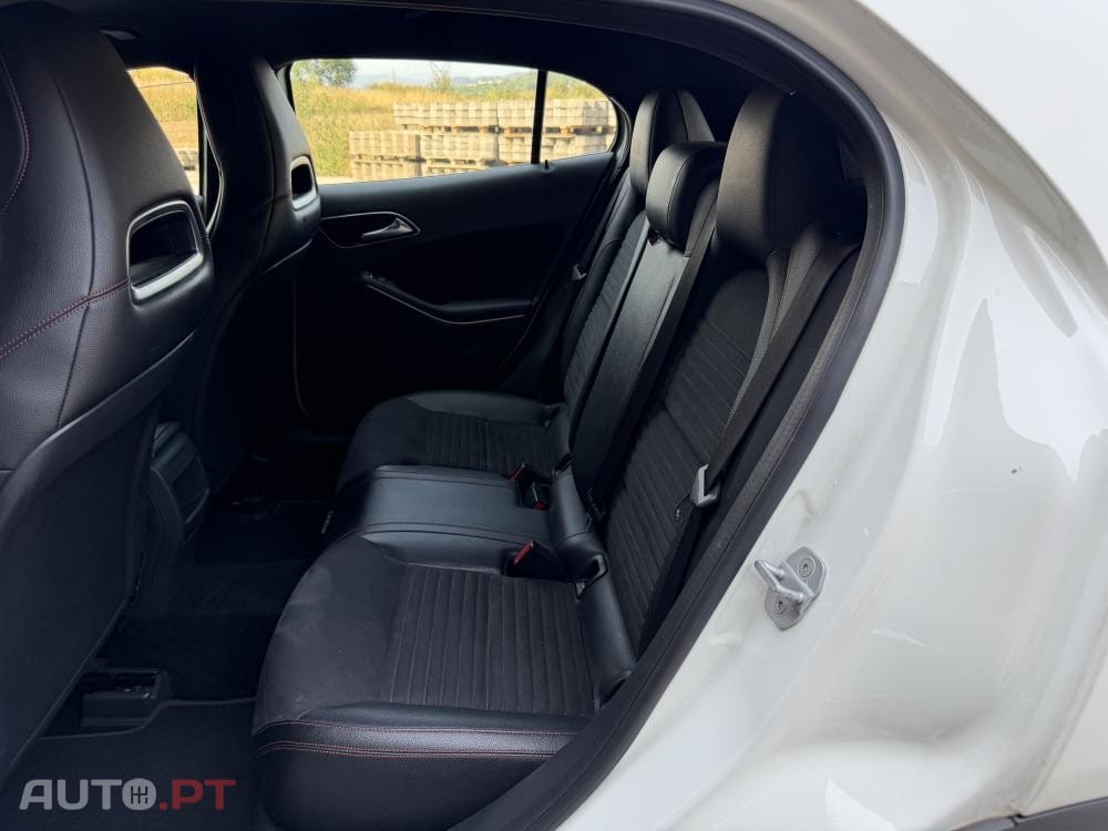 Mercedes-Benz GLA 180 d AMG Line