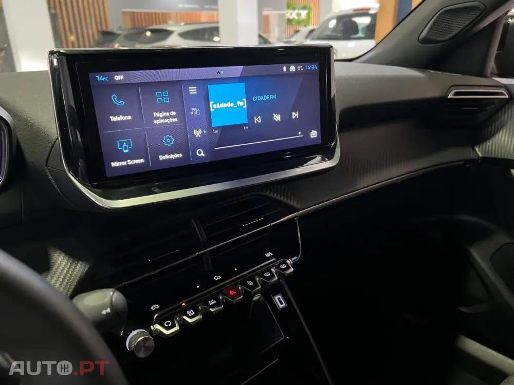 Peugeot 2008 1.2 Hybrid Allure e-DCS6