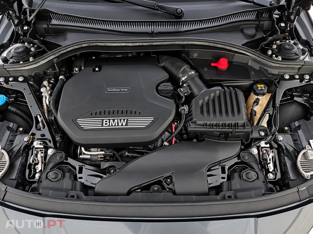 BMW 116 d Pack Desportivo M Auto