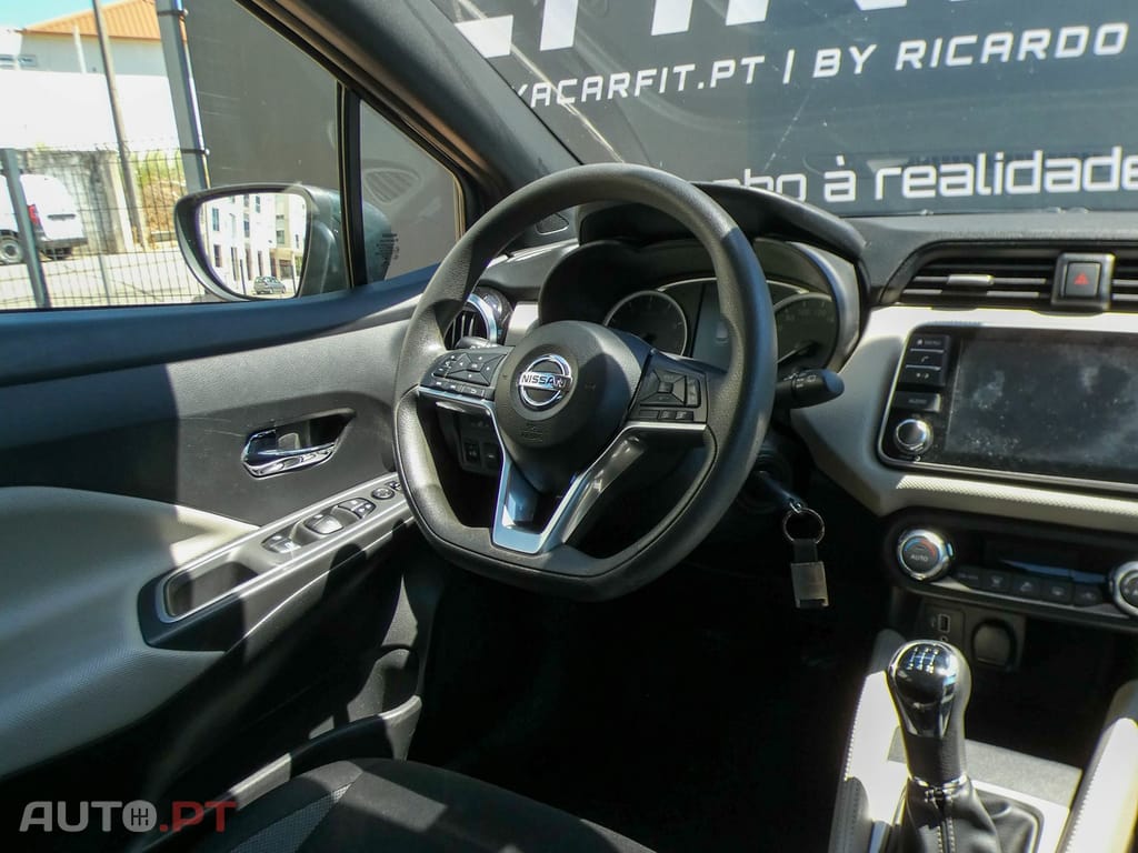 Nissan Micra 0.9