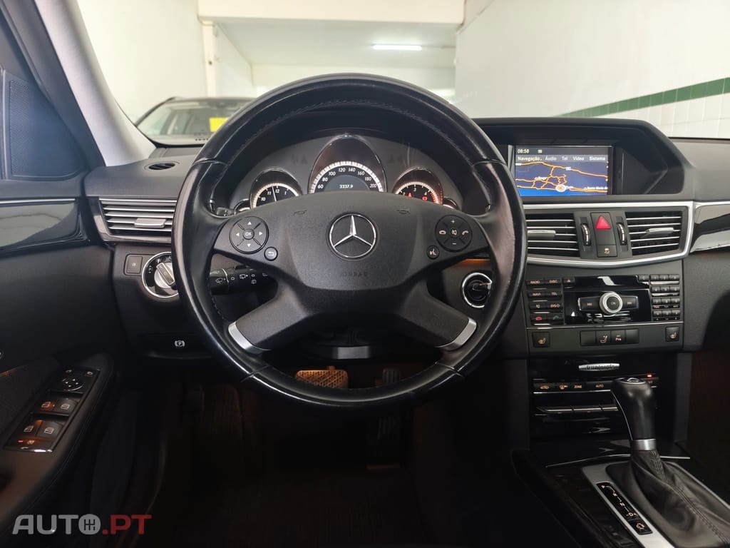 Mercedes-Benz E 250 CDi Avantgarde BlueEfficiency Auto.