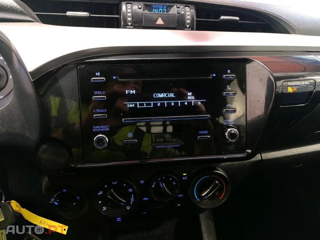 Toyota Hilux 2.4 D-4D 4WD CD CH