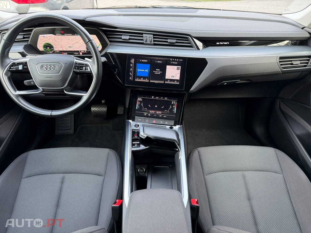 Audi Q8 E-Tron 55 quattro Advanced