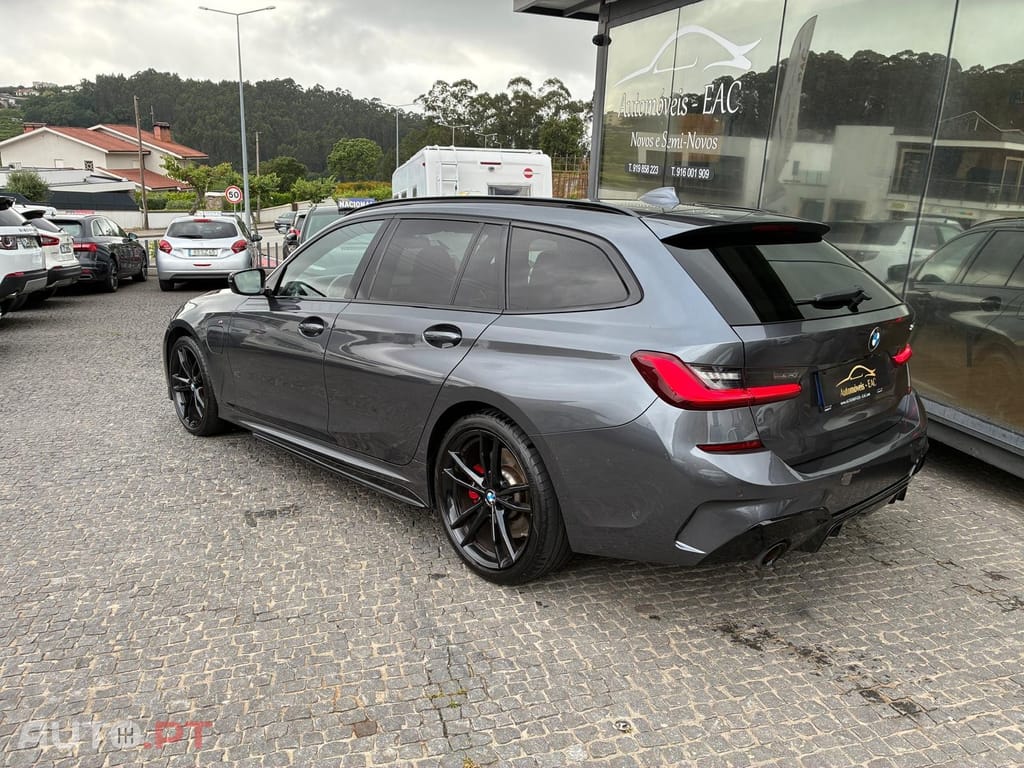 BMW 330 Pack M Auto Plug-In