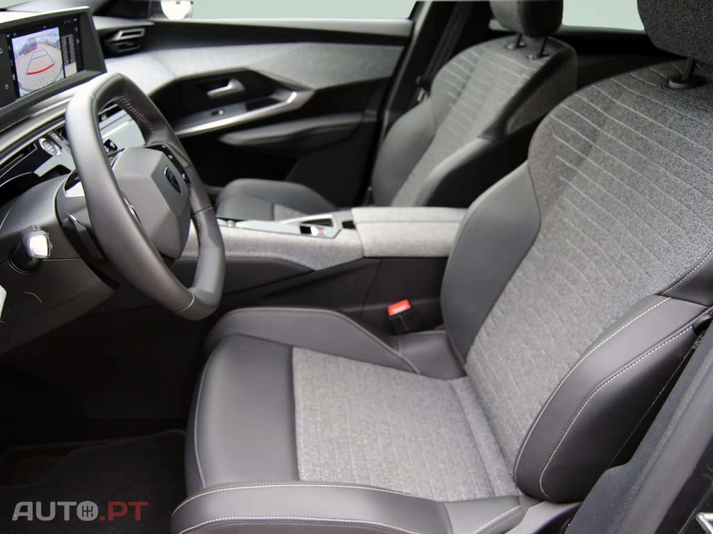 Peugeot 5008 1.2 Hybrid Allure e-DCS6