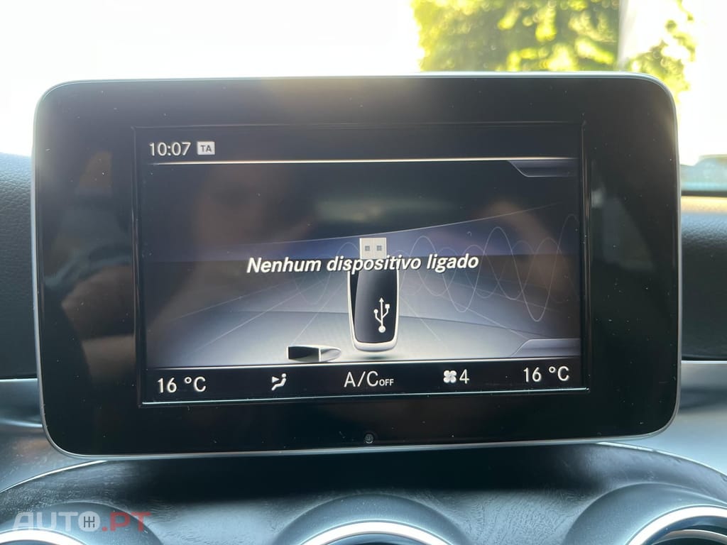Mercedes-Benz C 200 D AMG LINE