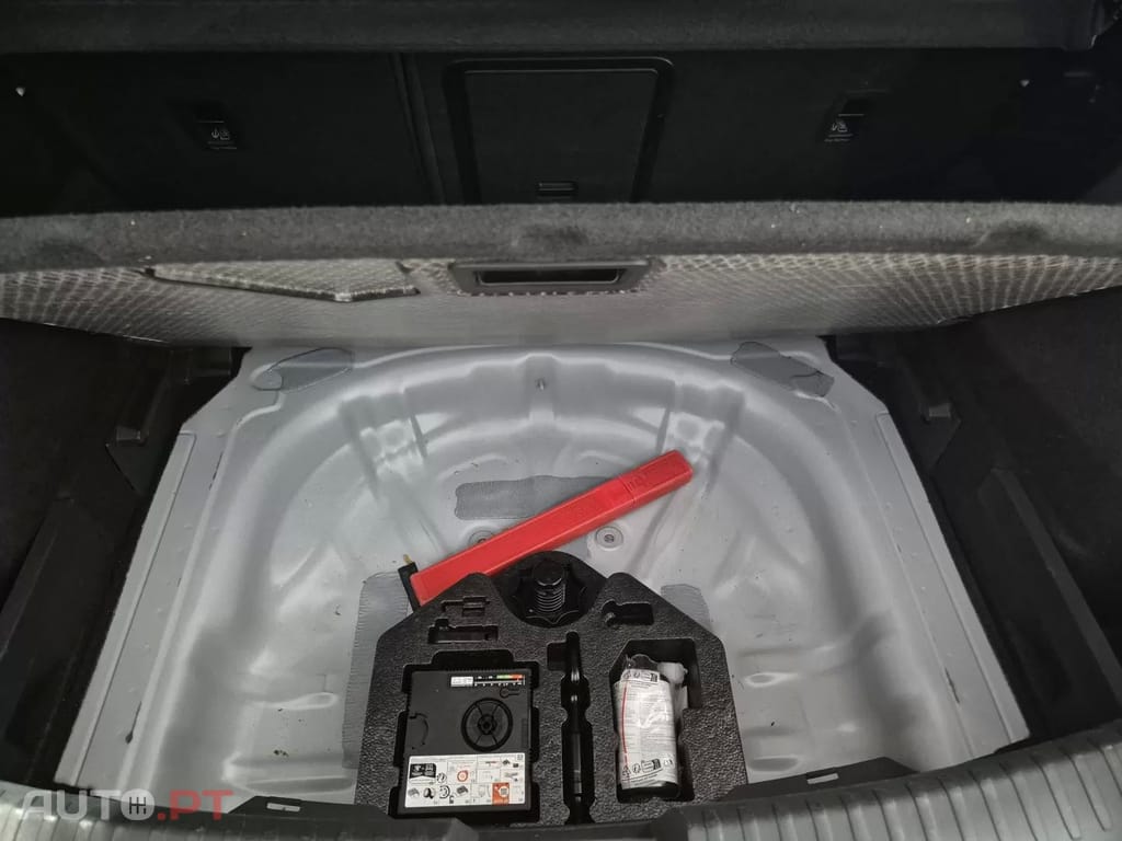 Cupra Leon 1.5 eTSI Tribe Edition DSG