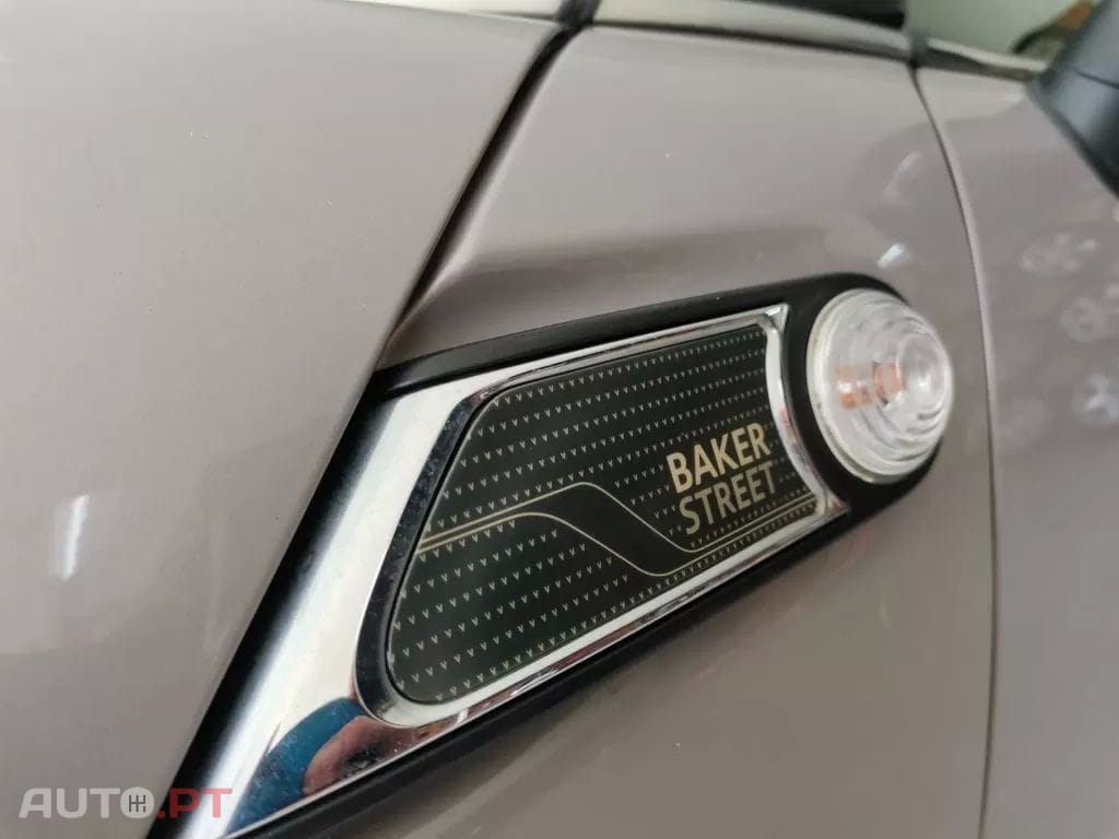 MINI Cooper D Baker Street