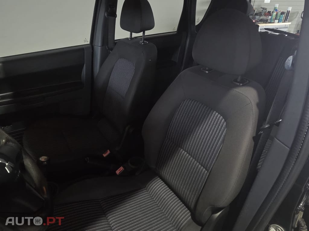 Mitsubishi Colt 1.1 E-motion