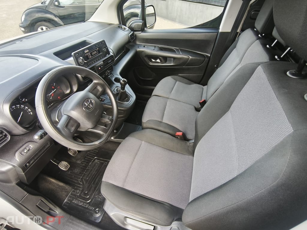 Toyota Proace City 1.5D L1 Active